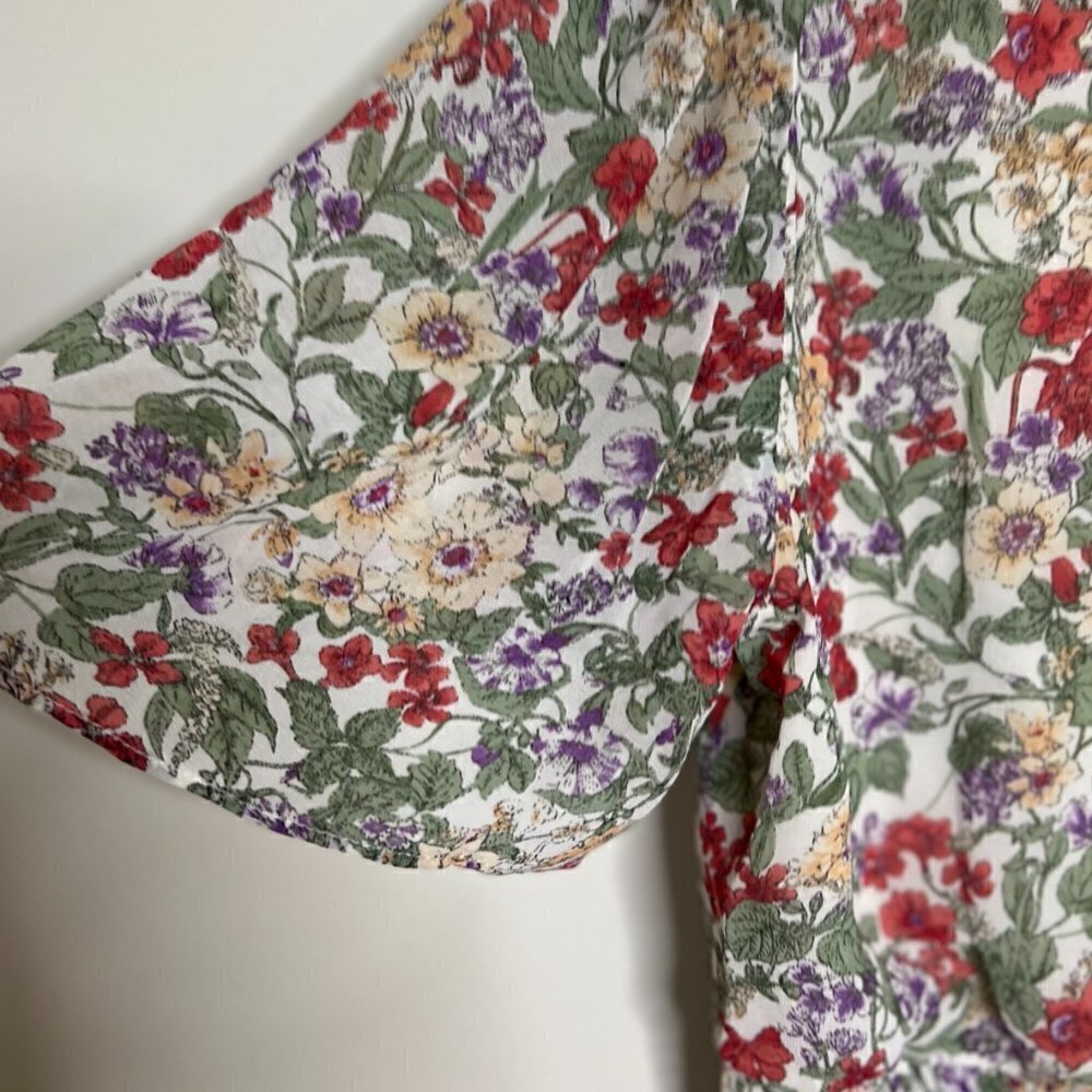 ASTR The Label Flutter Sleeve Top Size M - Picture 4 of 5